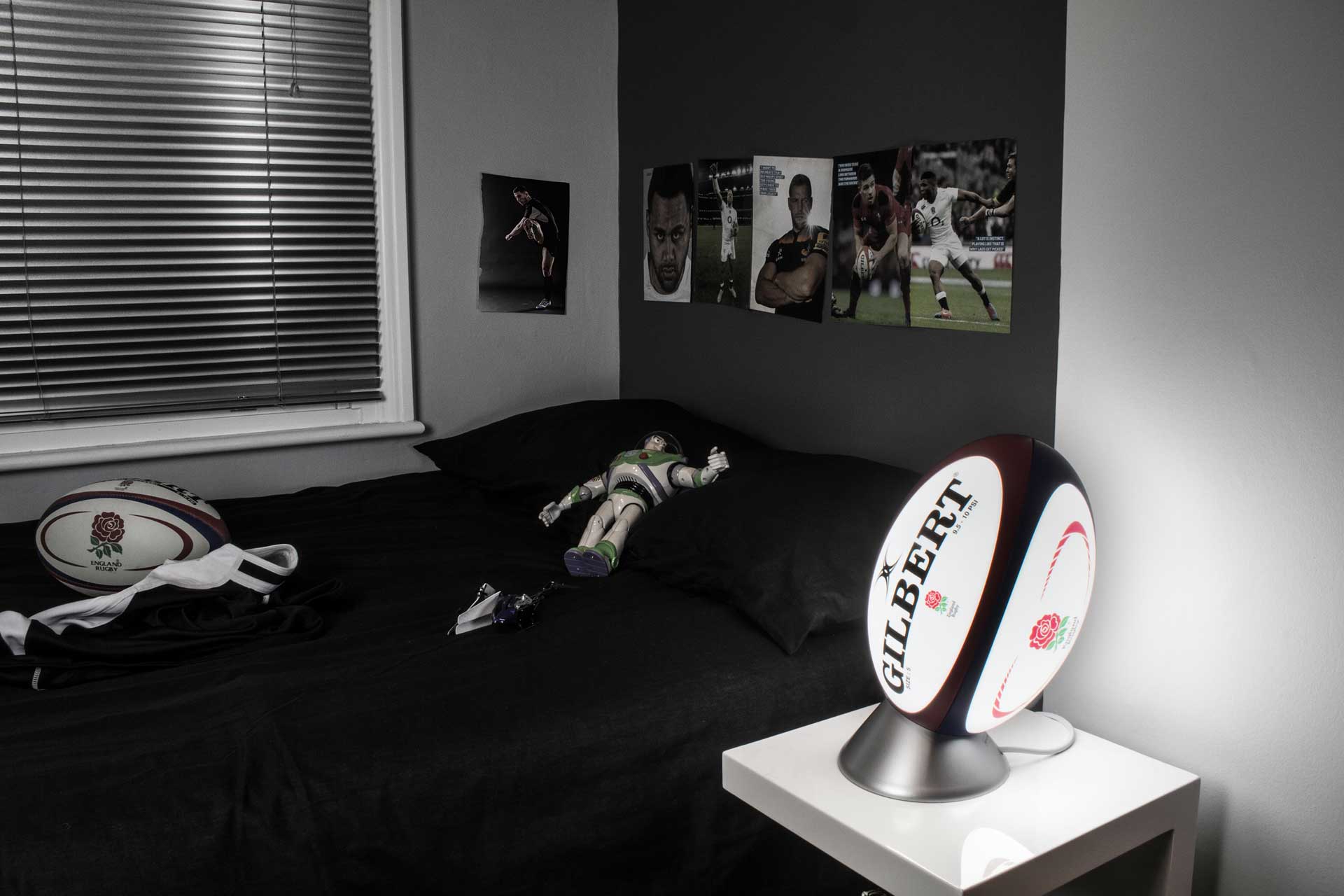 England Rugby Ball Light - The Perfect Gift for a Rugby Fan !